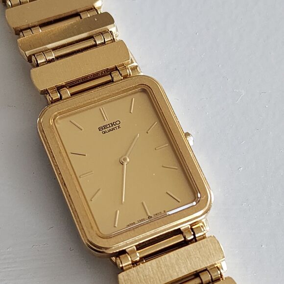Seiko Quartz 7320-5889 Vintage Gold Tone Rectangular Dress Watch Japan 1984 - Picture 5 of 16
